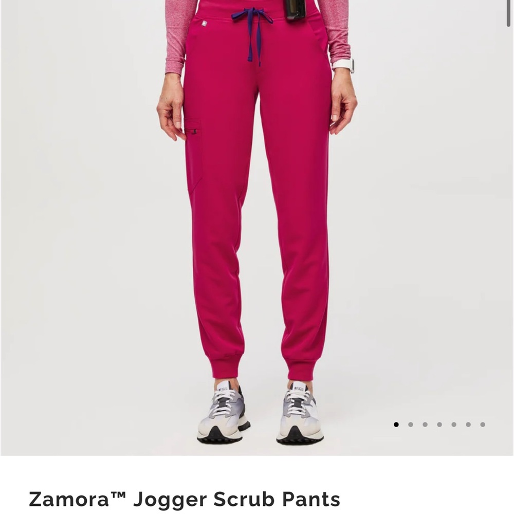 FIGS. Zamora scrub jogger pants. Size petite Small.